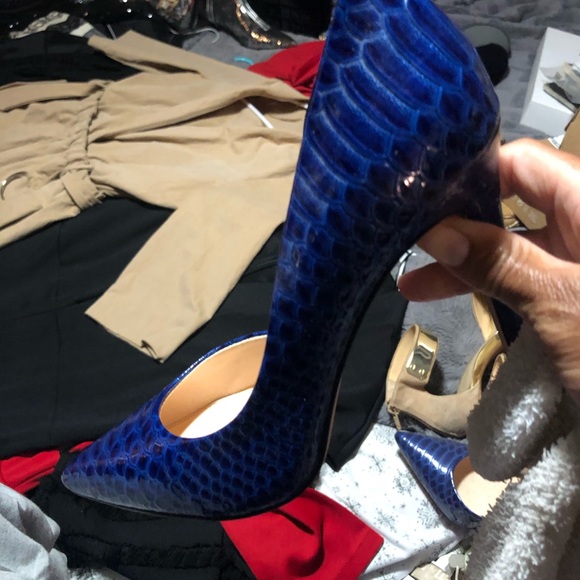 Shoes - Picture 2 of 2